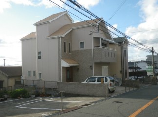 神戸市垂水区　K様邸外壁塗装・屋根塗装・防水工事サムネイル