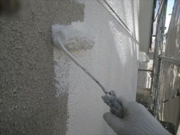 神戸市垂水区　A様邸ガイナ塗装工事　養生から外壁の下塗りサムネイル