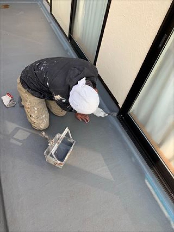 神戸市垂水区TA様邸　外壁ｶﾞｲﾅ塗装工事　FRPﾄｯﾌﾟｺｰﾄ塗りと清掃手直しサムネイル