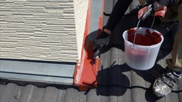 神戸市垂水区　T様邸　外壁塗装・屋根塗装工事　各所の下塗りサムネイル