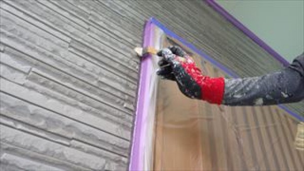 神戸市垂水区　NH様邸外壁屋根塗装工事　意匠性SDｸﾘﾔｰ1回目と鉄部下塗りサムネイル