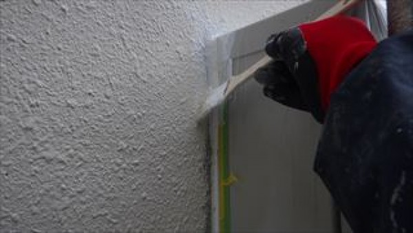 神戸市東灘区　MR様邸　外壁ｶﾞｲﾅ塗装・屋根ﾌｯｿ塗装工事　外壁下塗りサムネイル