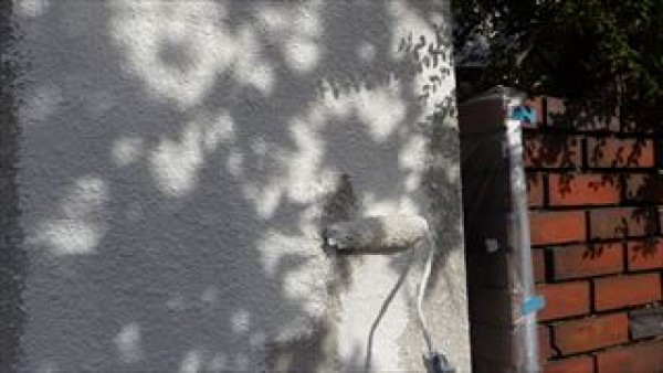 神戸市垂水区　MU様邸　外壁塗装・屋根塗装工事　外構塀の上塗りサムネイル